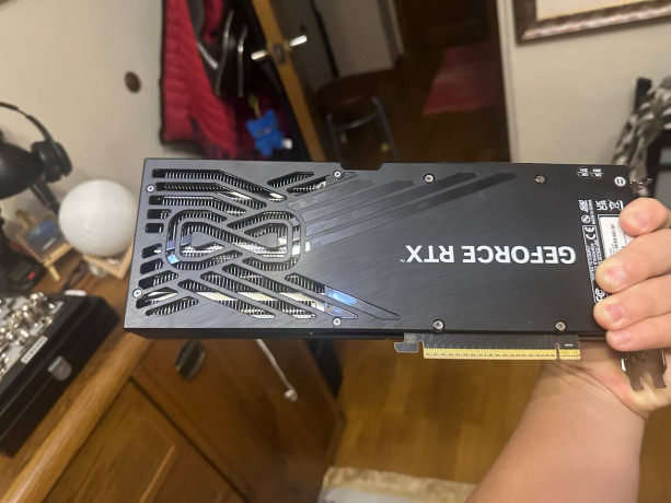 prodam-rtx-5070-12-gb-nedavno-pokupal-8-dekabria-35000-k-tg-almaty-big-1