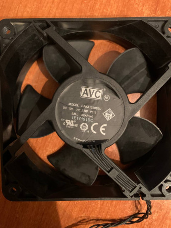 servernyi-ventiliator-avc-12038-mm-ocen-moshhnyi-big-0