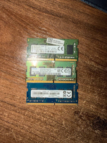 prodaetsia-ozu-ram-dlia-noutbukov-sodimm-big-0