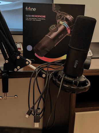 besprovodnye-nausniki-logitech-g733-lightspeed-fioletovyi-big-1