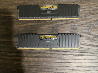 prodam-ozu-64gb-2-planki-po-32gb-corsair-vengeance-lpx-nizkoprofilnye-na-3200mhz-ne-razgonial-rab