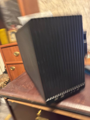 prodam-korpus-lian-li-a3-matx-black-bu-propylesosil-no-zelatelno-produt-vse-porty-rabotaet-big-3