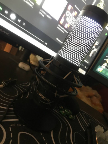 prodam-mikrofon-hyperx-quadcast-s-v-xorosem-sostoianii-polzovalsia-mense-goda-segodnia-do-obeda-otd-big-2