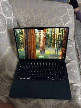 macbook-air-m2-big-0