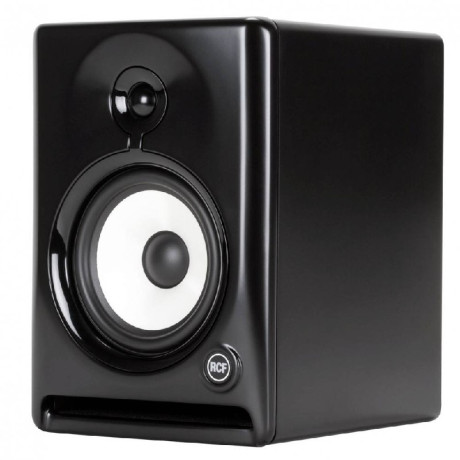 prodam-komplekt-dlia-domasnei-studii-big-0