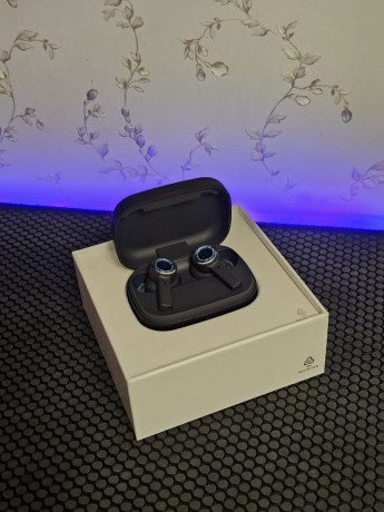 besprovodnye-nausniki-big-1