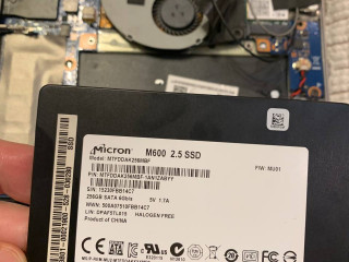 prodaiu-noutbuk-asus-zenbook-ux303l-na-zapcasti-ne-rabotaet-matrica-v-razobrannom-vide