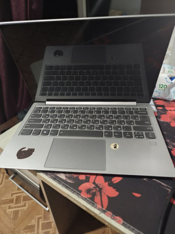 prodam-nout-lenovo-yoga-s730-130iwl-big-2