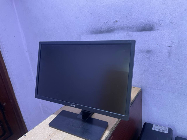 monitory-15-stuk-22-big-0