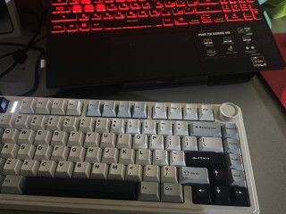 prodam-aula-f75korobka-vse-imeetsia-14000tg