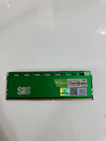 operativnaia-pamiat-ddr4-16-gb-3200mhz-big-0