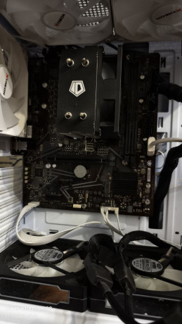 prodam-materinskuiu-platu-gigabyte-h510m-h-i5-10400f-id-cooling-kuler-65000-almaty-big-0