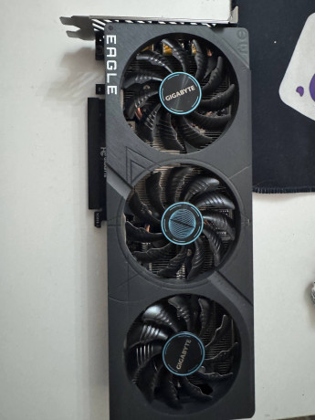 videokarta-gigabyte-eagle-rtx-4060ti-8gb-big-2