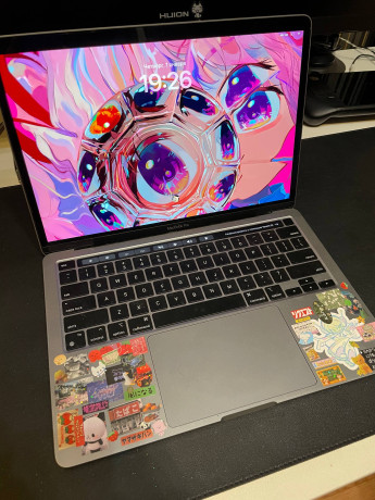 makbuk-pro-13-m1-256gb-190000tg-big-0