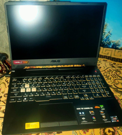 kupil-srazu-2-noutbuka-odnu-xocu-prodat-big-0