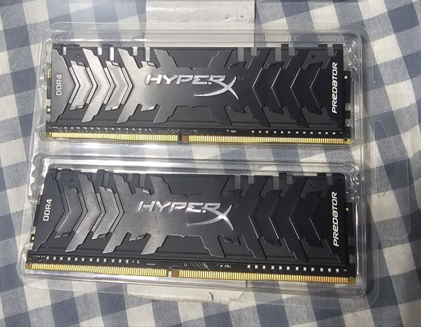 ozu-kingston-hyperx-ddr4-1616gb-3200mhz-cl-16-18-18-s-argb-podsvetkoi-big-0