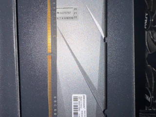 kupliu-po-adekvatnoi-cene-dve-po-8-gb-almaty