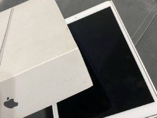 srocno-prodam-ipad-air-3-na-64-gb-rabocii-za