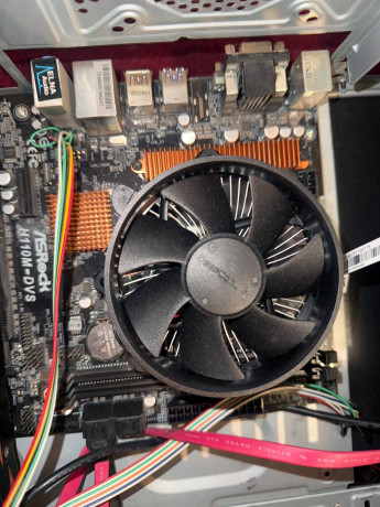 i-5-6-pokolenie-i-videokarta-gtx-750-ti-2gb-ssd-128-palit-550-est-no-kuler-1-propeiler-sloman-oz-big-0