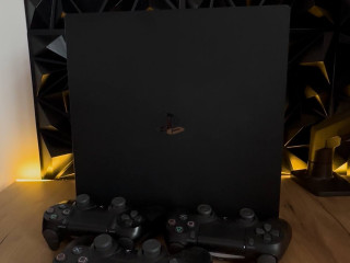 prodam-ps4-pro-1-revizii