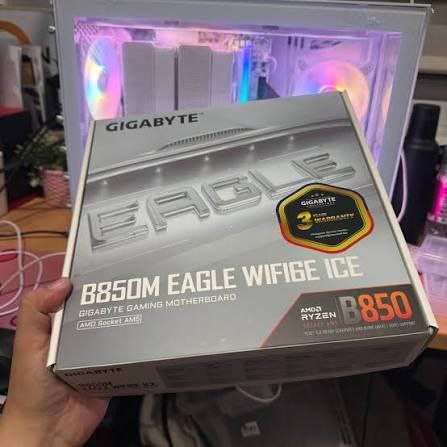 gigabyte-b850m-eagle-wifi6e-ice-big-0