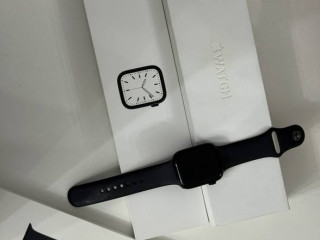 prodam-apple-watch-s7-45mm