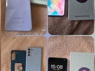 samsung-s21-fe-8256-v-otlicnom-sostoianii-s-momenta-pokupki-vkrug-v-zashhitnyx-plenkax-daze-na-kamer