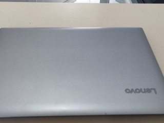 amd-a4-ozu-4gb-ddr-4-ssd-256-v-otlicnom-sostoianii-batareiu-derzit-55000