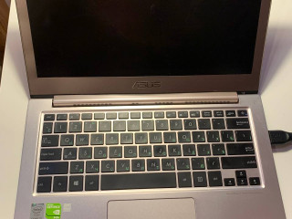 prodaiu-noutbuk-asus-zenbook-ux303l