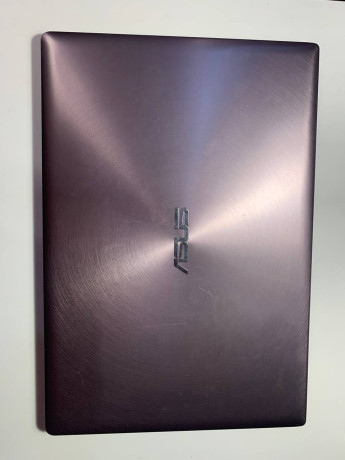 prodaiu-noutbuk-asus-zenbook-ux303l-big-2