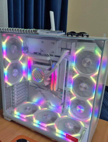 lian-li-o11-vision-compact-white-big-0