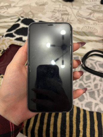 prodam-iphone-11-128gb-big-0