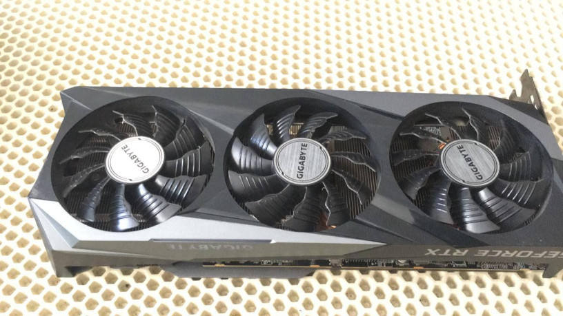 radiator-na-videokartu-3070-8-gb-big-0