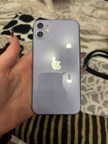 prodam-aifon-11-big-0