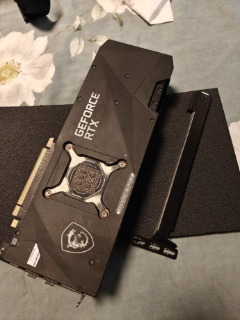 msi-geforce-rtx-3080-ventus-x3-10-gb-big-1