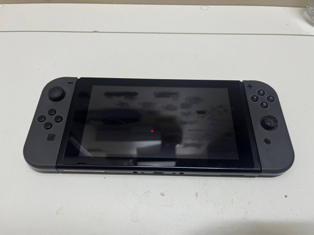prodaiu-nintendo-switch-2rev-non-oled-big-0