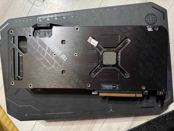 cena205k-rx6900xt-16gb-s-korobkoi-obsluzena-xolodnaia-tixaia-moshhnaia-big-2