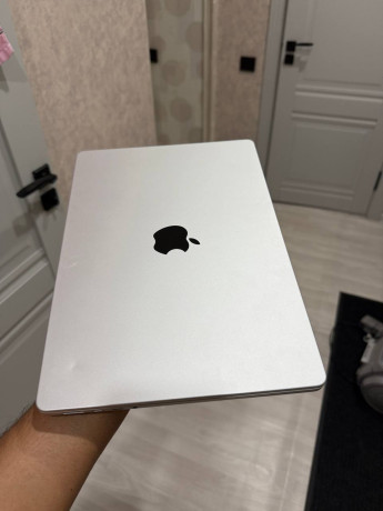 macbook-14-m1-pro-big-0