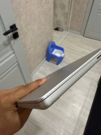 macbook-14-m1-pro-big-4