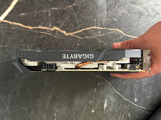prodam-gigabyte-1660ti-oc-po-pricine-apgreida-na-kartu-svezee-bez-izieianov-big-3