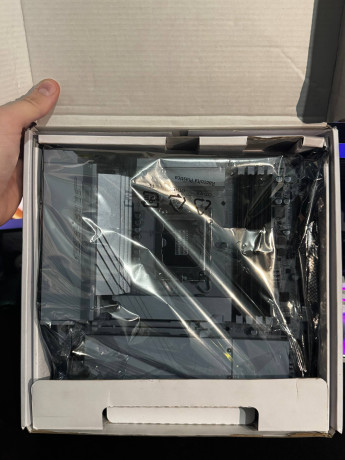 prodam-materinku-gigabyte-aorus-b760m-elite-x-ax-big-1