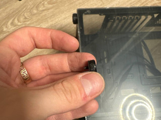 almaty-kupliu-gde-mozno-naiti-takie-bolty-ctob-steklo-prikrutit