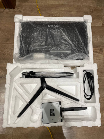 prodam-absoliutno-novyi-monitor-240gerc-24diuima-so-vsemi-provodami-i-korobkoi-big-1