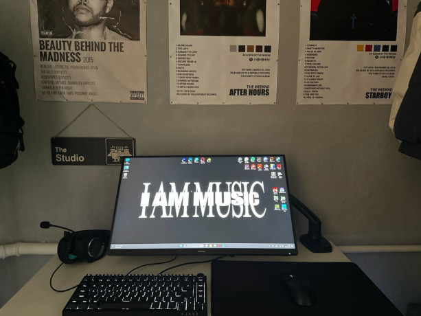 prodam-nausniki-logitech-g-pro-big-0