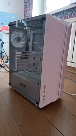 korpus-belyi-m-atx-big-0