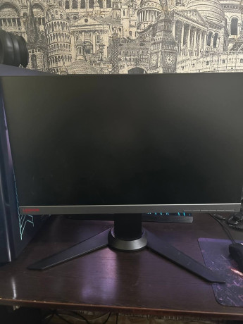 monitor-igrovoi-245-lenovo-y25f-10-big-0