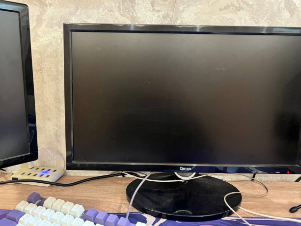 prodam-dva-monitora-v-sikarnom-sostoianii-60grc-otdam-oba-za-30k-big-2