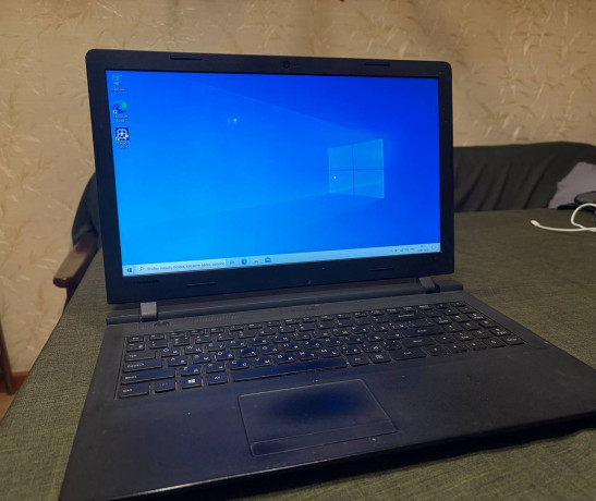 noutbuk-lenovo-ideapad-100-15iby-big-0