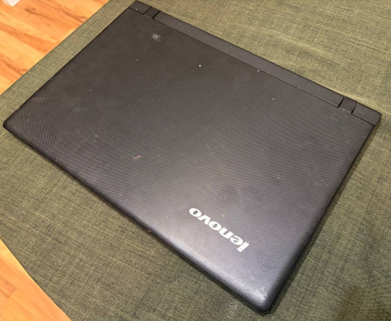noutbuk-lenovo-ideapad-100-15iby-big-1