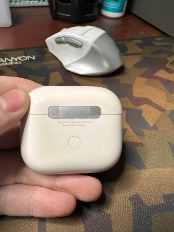 prodam-air-pods-3-original-big-2